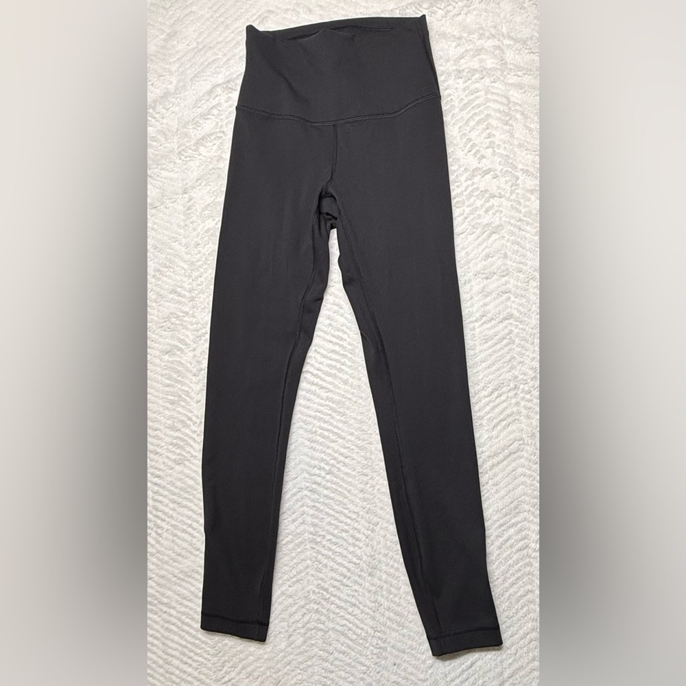 lululemon Black High-Rise Leggings – Size 4